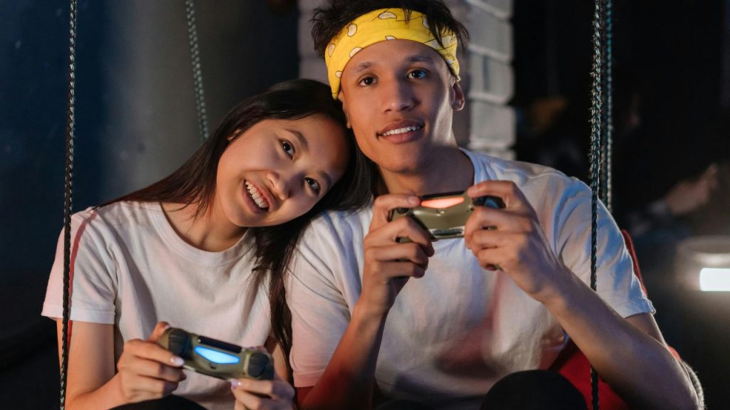 10 Video Games Couples Can Play Together Without Split Opinions