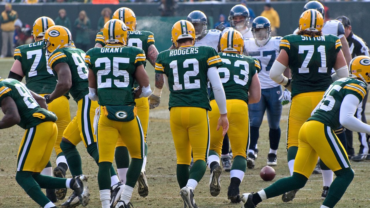 8 Quarterbacks Teams Could Target in 2026 NFL Free Agency