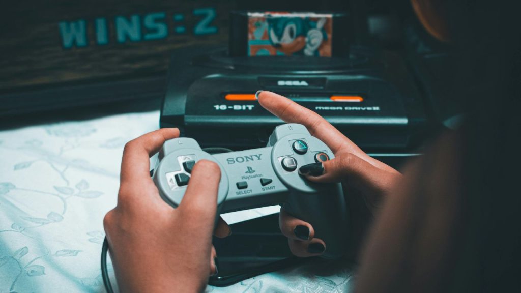 8 Retro Gaming Consoles That Are Still Worth Owning Today