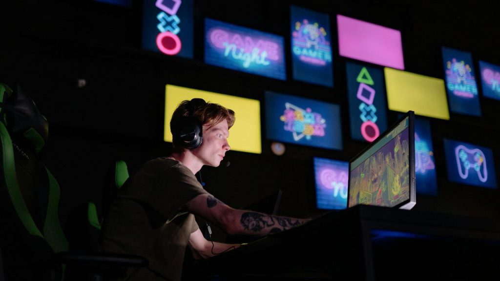 9 Story-Driven Games That Work Well as Shared Experiences