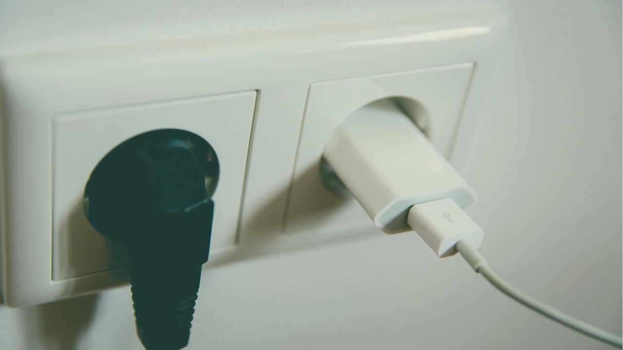 Should You Unplug Chargers When Not in Use? What Experts Suggest